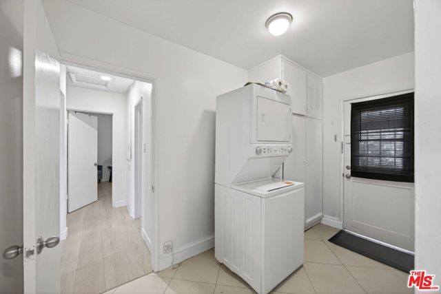 2510 Carnegie Lane, Redondo Beach, CA 90278