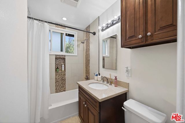 2510 Carnegie Lane, Redondo Beach, CA 90278