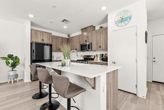 359 SWEET PLACE, Fallbrook, CA 92028