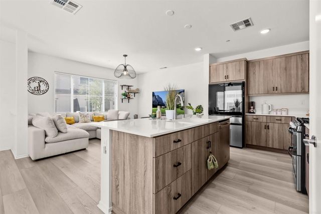 359 SWEET PLACE, Fallbrook, CA 92028