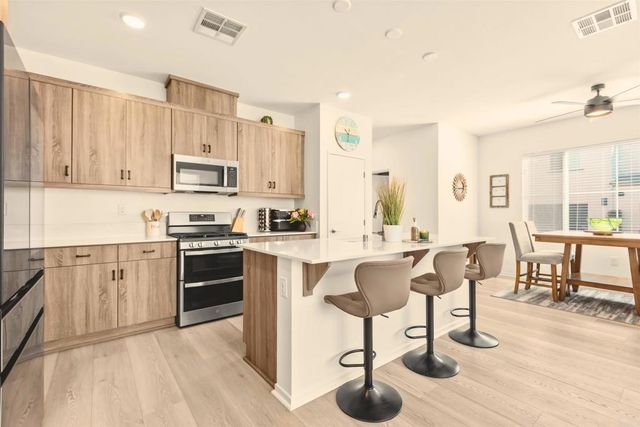 359 SWEET PLACE, Fallbrook, CA 92028