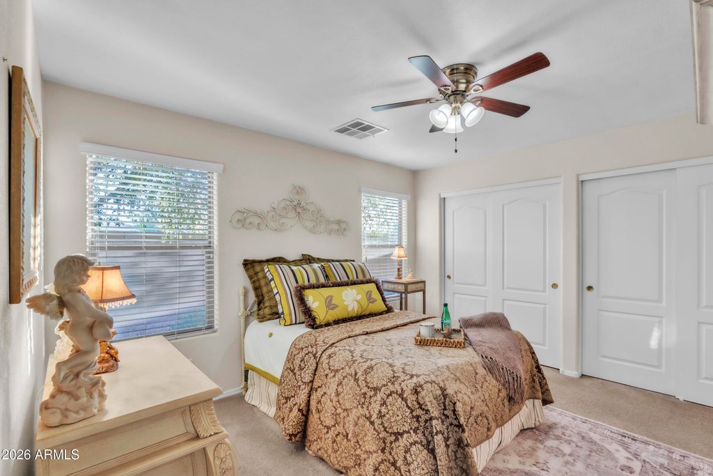 Image 10 of property listing at 1995 W KRISTINA Avenue, San Tan Valley, AZ 85144