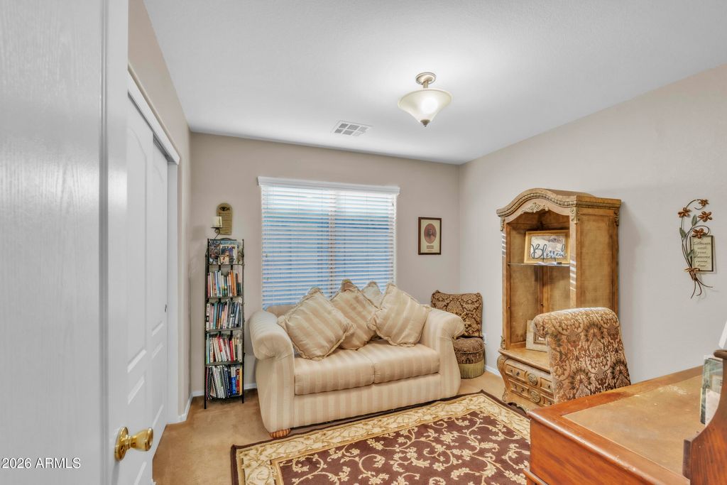 Image 14 of property listing at 1995 W KRISTINA Avenue, San Tan Valley, AZ 85144