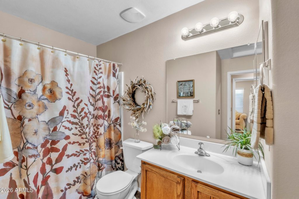 Image 15 of property listing at 1995 W KRISTINA Avenue, San Tan Valley, AZ 85144