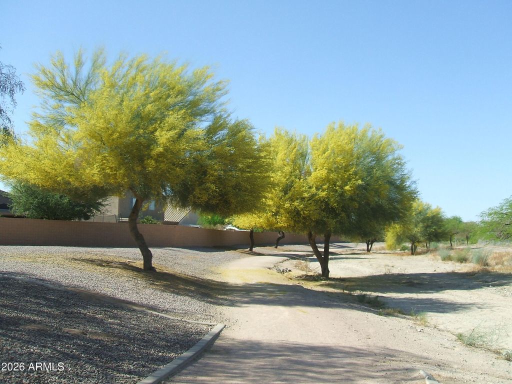 Image 26 of property listing at 1995 W KRISTINA Avenue, San Tan Valley, AZ 85144