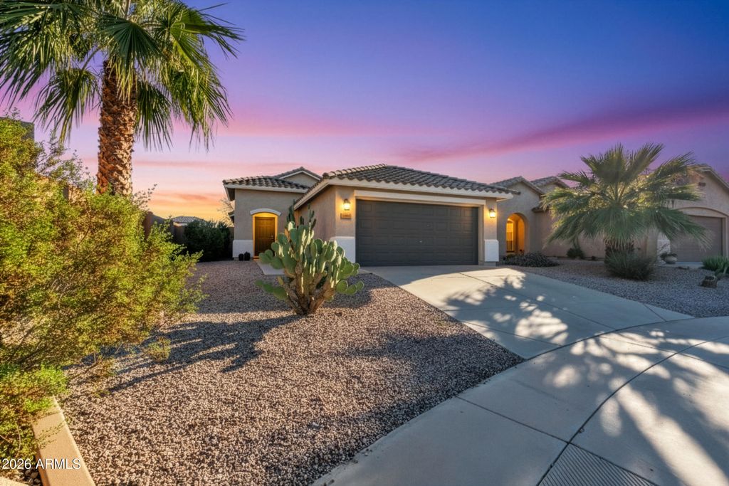 Image 4 of property listing at 1995 W KRISTINA Avenue, San Tan Valley, AZ 85144