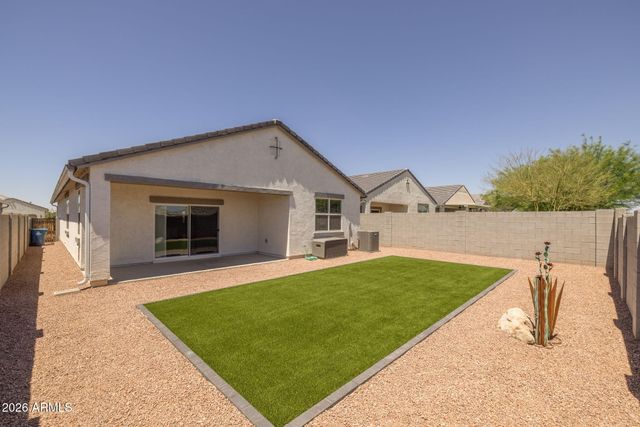 2421 W SABLE Avenue, Apache Junction, AZ 85120