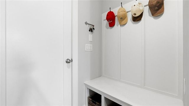 429 Chandler Lane, Woodstock, GA 30188