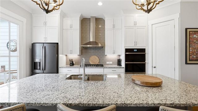 429 Chandler Lane, Woodstock, GA 30188