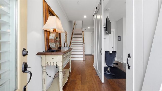 429 Chandler Lane, Woodstock, GA 30188