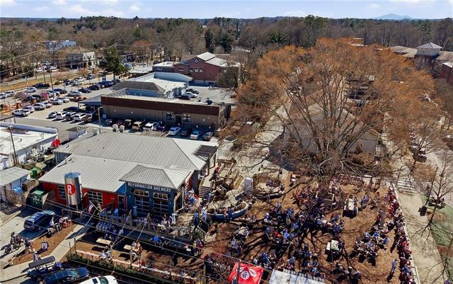 429 Chandler Lane, Woodstock, GA 30188