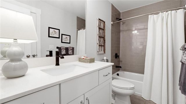 429 Chandler Lane, Woodstock, GA 30188