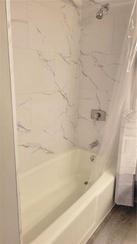 566 FAIRWAYS CIRCLE B, Ocala, FL 34472