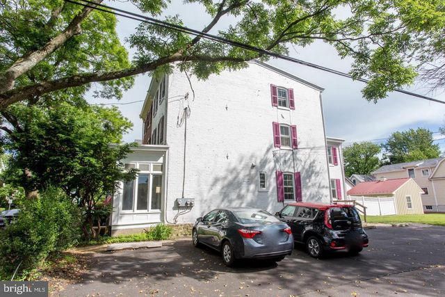 34 S CLINTON ST, Doylestown, PA 18901