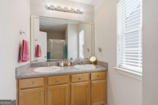 5009 Timber Hills Drive, Oakwood, GA 30566