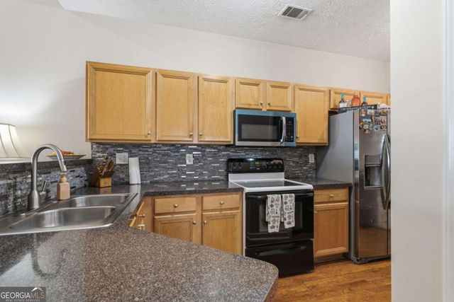 5009 Timber Hills Drive, Oakwood, GA 30566