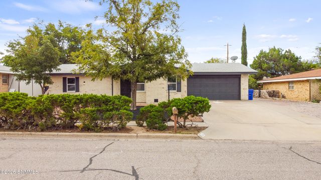 1218 Edgewood Avenue, Las Cruces, NM 88005