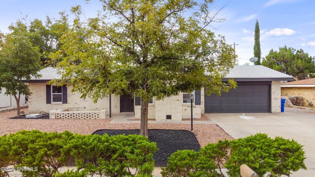1218 Edgewood Avenue, Las Cruces, NM 88005