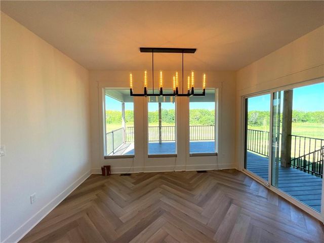 3137 SW Summit View Trail, Lee's Summit, MO 64082