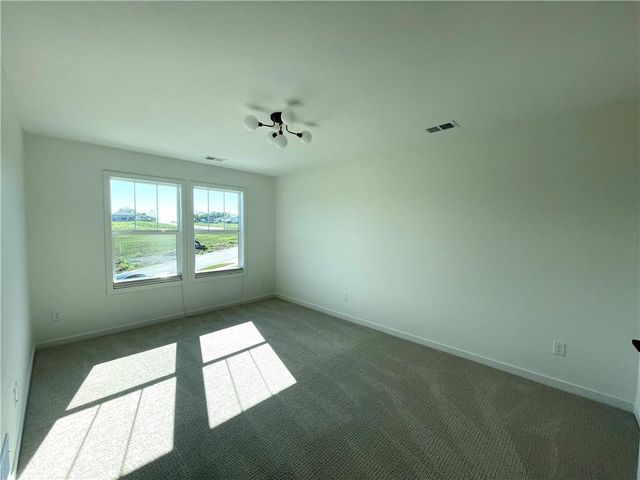 3137 SW Summit View Trail, Lee's Summit, MO 64082