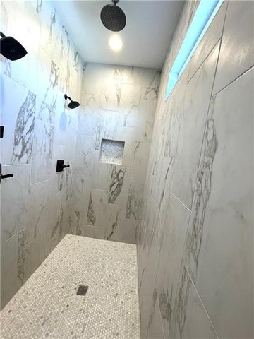 3137 SW Summit View Trail, Lee's Summit, MO 64082