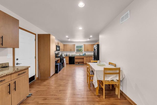 302 Graham STREET, Racine, WI 53405