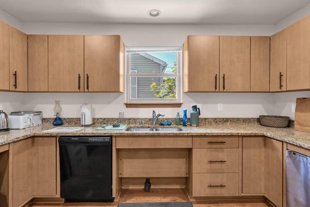 302 Graham STREET, Racine, WI 53405