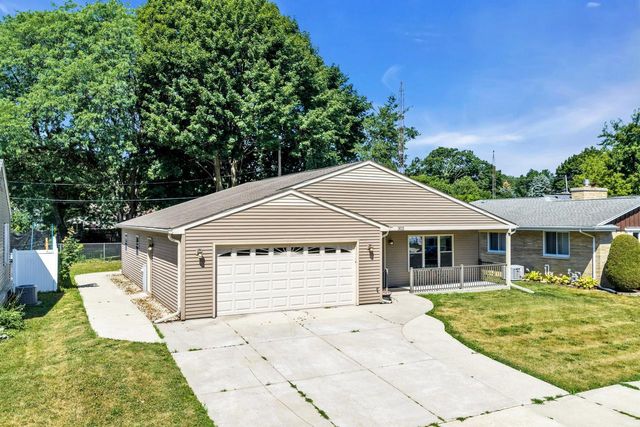 302 Graham STREET, Racine, WI 53405