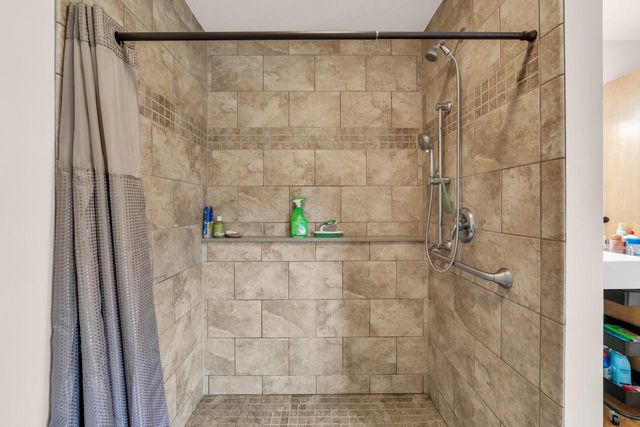 302 Graham STREET, Racine, WI 53405