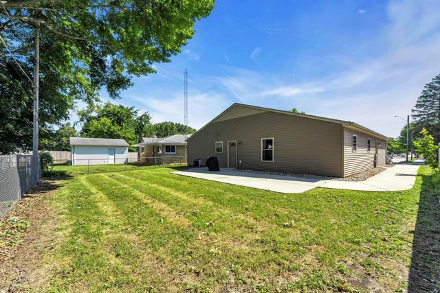 302 Graham STREET, Racine, WI 53405
