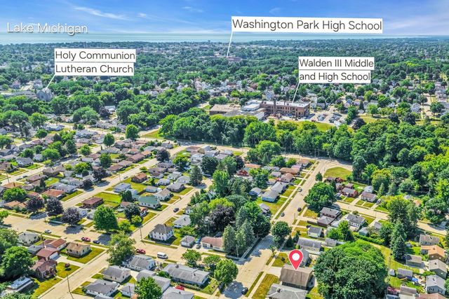 302 Graham STREET, Racine, WI 53405