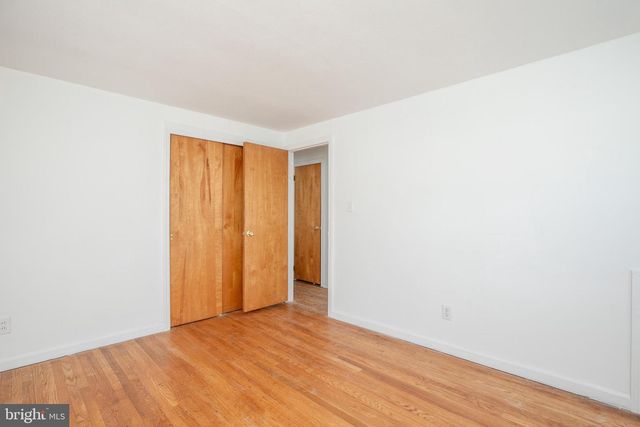 10 CONSTANCE DR, Hamilton, NJ 08620