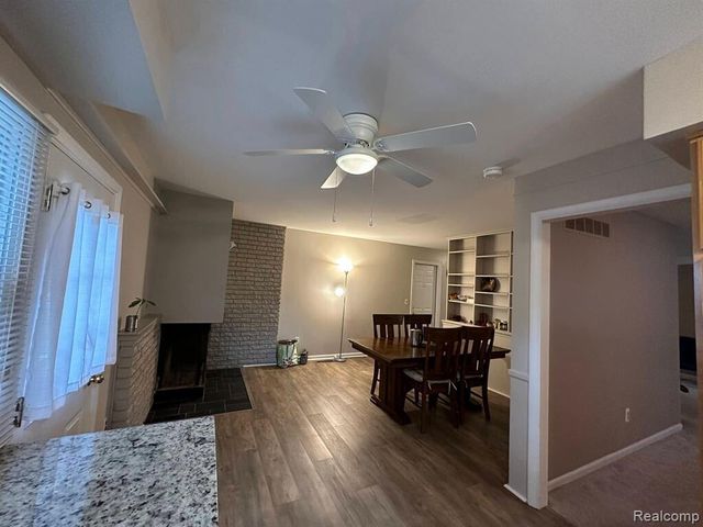 22734 Chestnut Tree, Novi, MI 48375