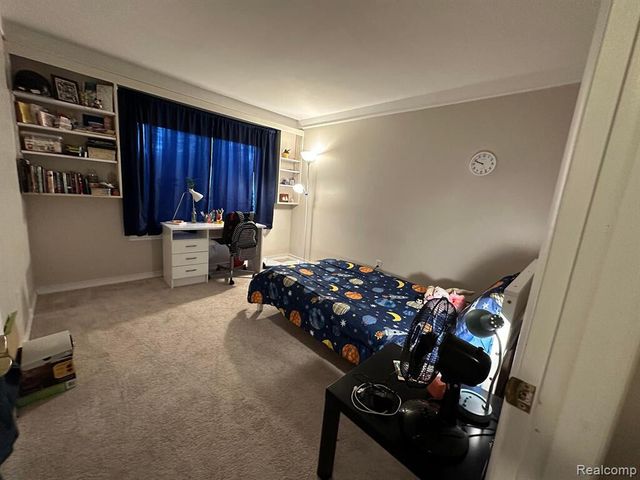 22734 Chestnut Tree, Novi, MI 48375