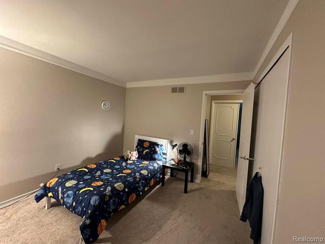 22734 Chestnut Tree, Novi, MI 48375