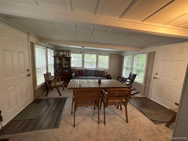 22734 Chestnut Tree, Novi, MI 48375