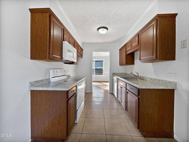 1295 Arailia Drive, Fayetteville, NC 28314