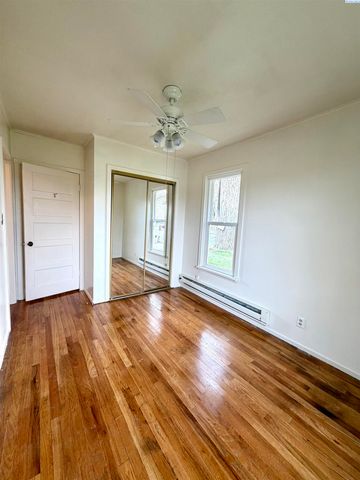 3323 Gum St, Kennewick, WA 99337