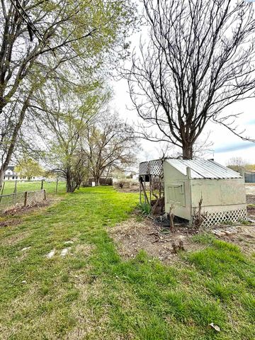 3323 Gum St, Kennewick, WA 99337