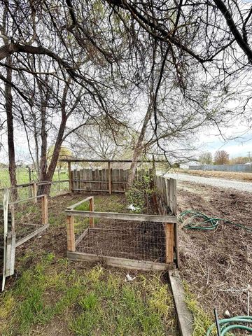 3323 Gum St, Kennewick, WA 99337