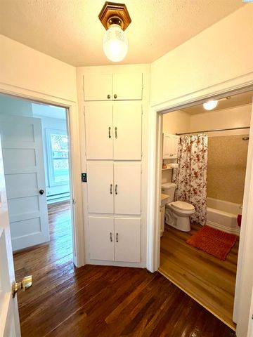 3323 Gum St, Kennewick, WA 99337