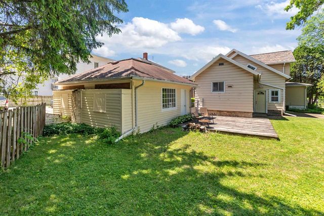 1020 ELMWOOD AVENUE, Oshkosh, WI 54901