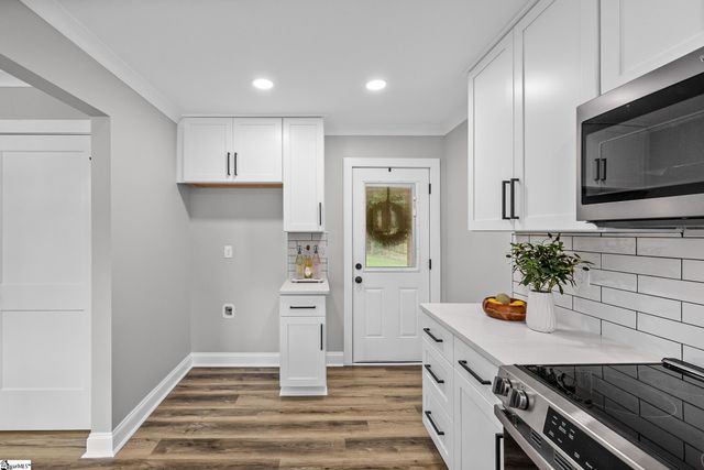 22 Gurley Avenue, Greenville, SC 29605