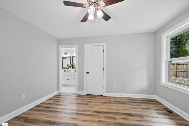 22 Gurley Avenue, Greenville, SC 29605