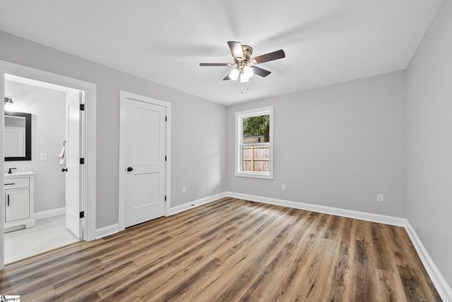 22 Gurley Avenue, Greenville, SC 29605
