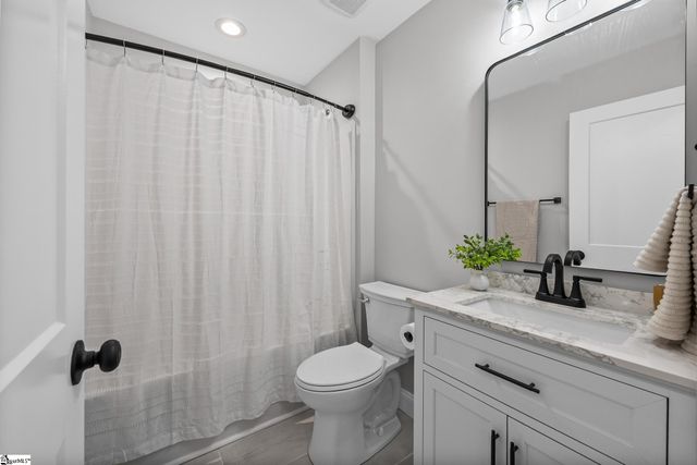 22 Gurley Avenue, Greenville, SC 29605