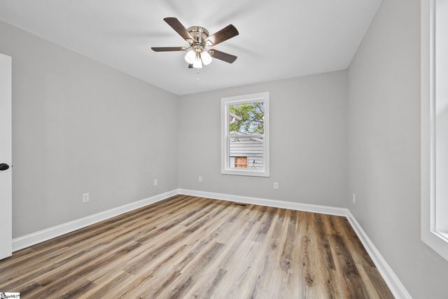 22 Gurley Avenue, Greenville, SC 29605