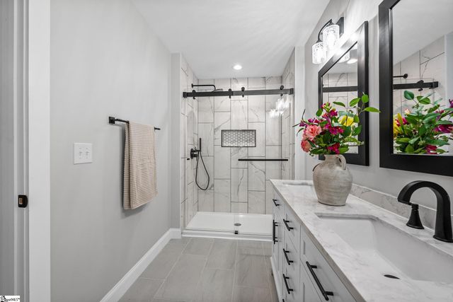 22 Gurley Avenue, Greenville, SC 29605