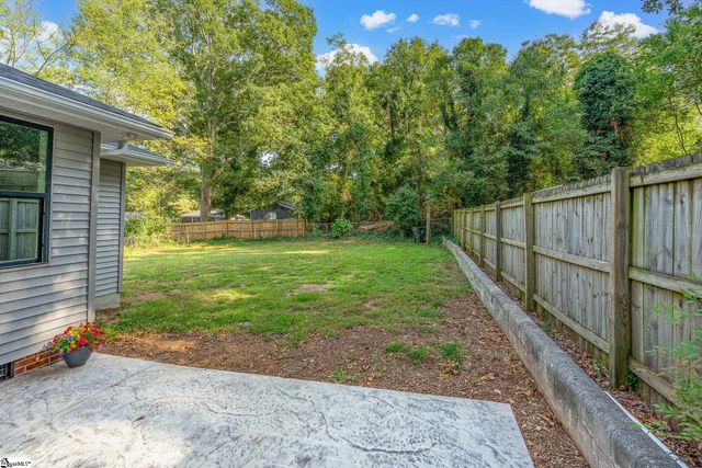 22 Gurley Avenue, Greenville, SC 29605