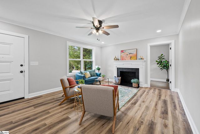 22 Gurley Avenue, Greenville, SC 29605